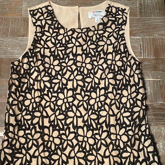 Lela Rose by Neiman Marcus Target Sleeveless Crochet Blouse🖤 - Picture 6 of 11